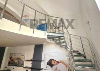 Scale - Commercial Premises Via IV Novembre
45, Lucera - photo 17