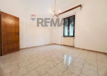 Stanza vuota - Semi-detached house Cecina - photo 7