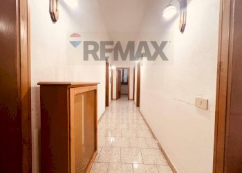 Hall / corridoio - Semi-detached house Cecina - photo 19