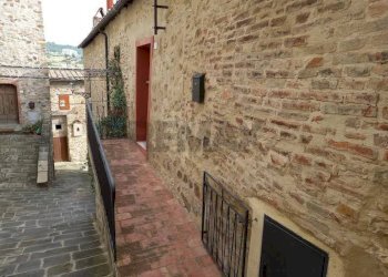 Terrazza - Casa semi indipendente via cavour
27, Castelnuovo di Val di Cecina - foto 20