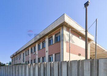 Edificio all\'aperto - Capannone VIA DI VITTORIO
47, Peschiera Borromeo - foto 5
