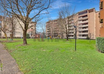Edificio all\'aperto - Attic VIA MONTE BIANCO
8, Monza - photo 37