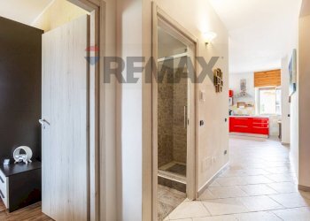 Hall / corridoio - Bilocale Via Vittorio Emanuele II
34, Valera Fratta - foto 14