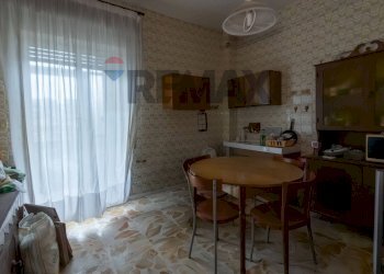 Sala da pranzo - Appartamento Via Sebastiano Olivieri
 
31, Siracusa - foto 21