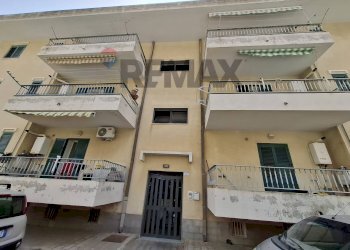 Edificio all\'aperto - Trilocale Via Mario Montessori
 
23, Noto - foto 1