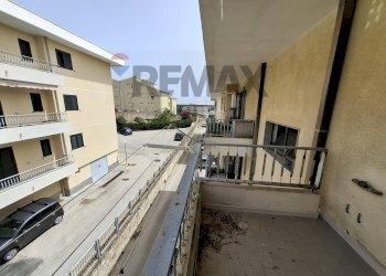 Balcone - Trilocale Via Mario Montessori
 
23, Noto - foto 4