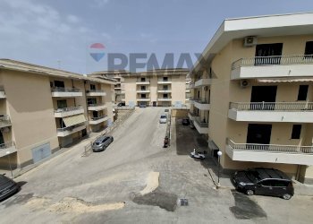 Edificio all\'aperto - Trilocale Via Mario Montessori
 
23, Noto - foto 5