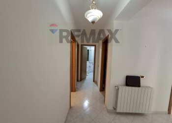 Hall / corridoio - Trilocale Via Mario Montessori
 
23, Noto - foto 7