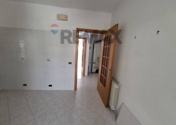 Stanza vuota - Trilocale Via Mario Montessori
 
23, Noto - foto 9