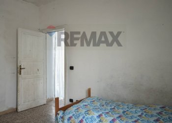 Camera / camera da letto - Independent house 977R+VWG Carcare, Provincia di Savona, Carcare - photo 30