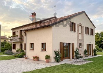 Casa all\'aperto - Rustico via Fratelli Bandiera, Noventa Vicentina - foto 2