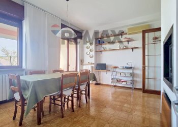 Sala da pranzo - Semi-detached house Via degli Alpini
 
19, Alonte - photo 6