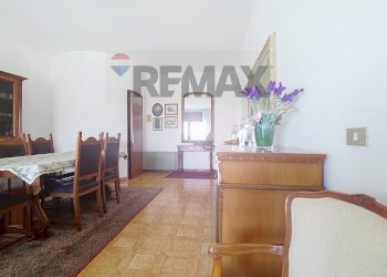 Sala da pranzo - Semi-detached house Via degli Alpini
 
19, Alonte - photo 8