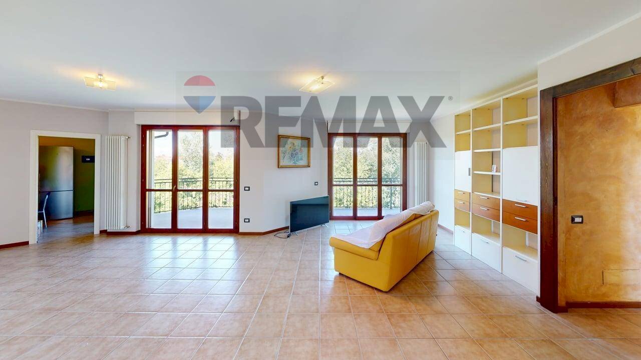Soggiorno - Four-room apartment Via Assi San Paolo
 
24, Pavia - photo 1