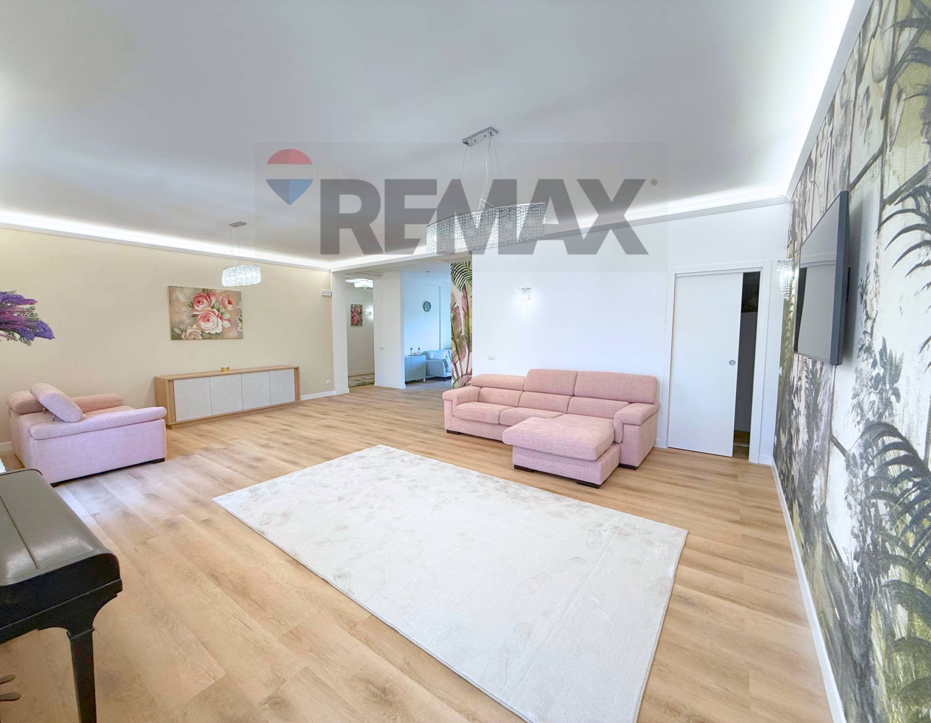 Soggiorno - Four-room apartment Via Gorizia
 
8, Foggia - photo 1