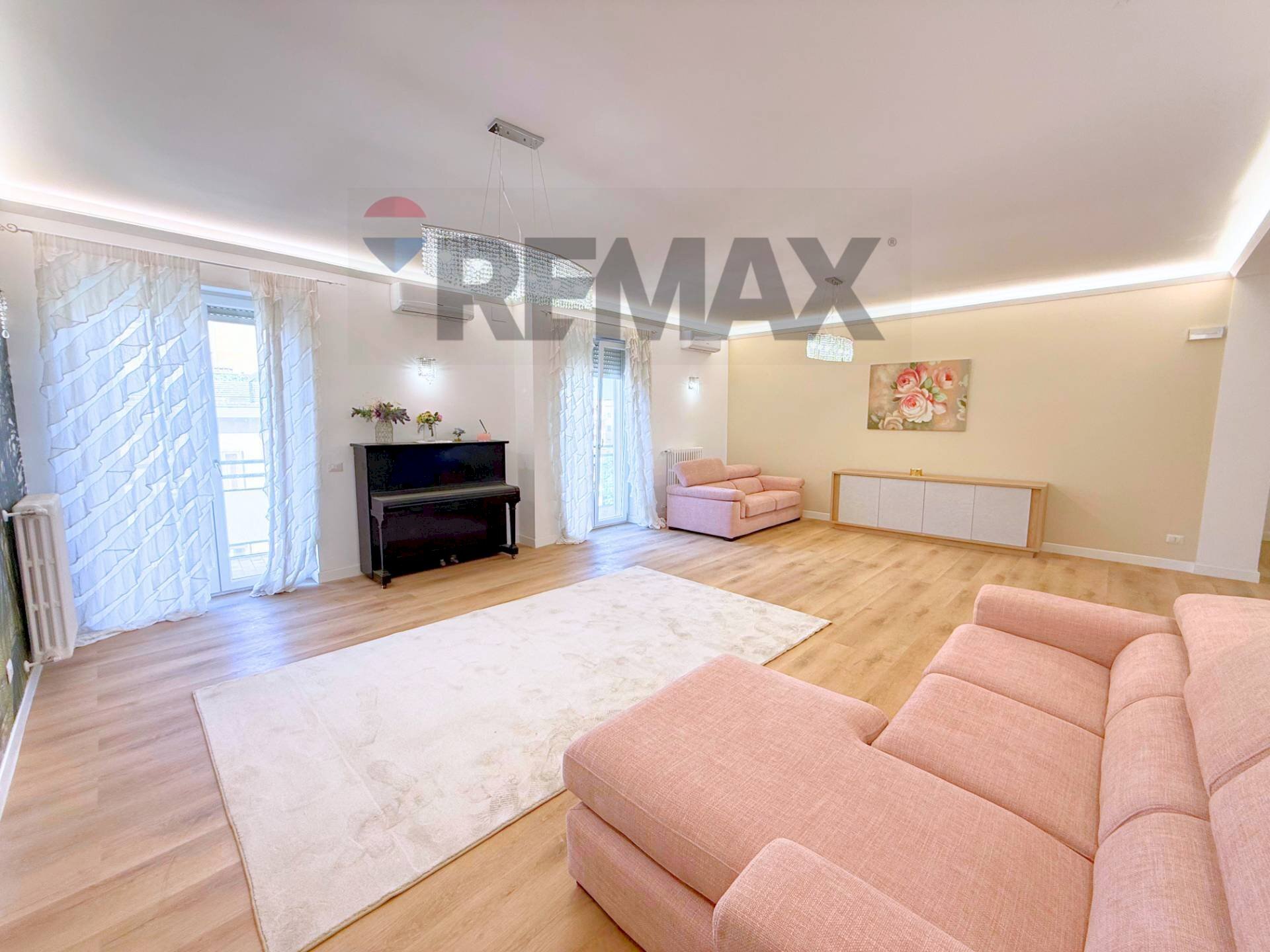 Soggiorno - Four-room apartment Via Gorizia
8, Foggia - photo 3