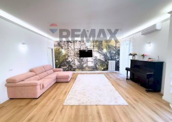 Soggiorno - Four-room apartment Via Gorizia
8, Foggia - photo 5