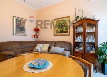 Sala da pranzo - Quadrilocale Via Castone Di Rezzonico
 
29, Parma - foto 4