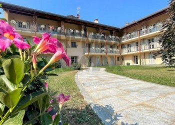 Piazzetta Casa Bonora - Three-room apartment Via Sant'Isidoro
 
1, Bogogno - photo 15
