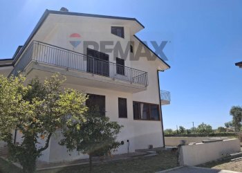 Edificio all\'aperto - Trilocale Via Appia
1220, Minturno - foto 2