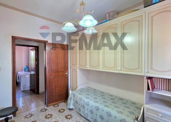 Camera / camera da letto - Quadrilocale Largo Del Pettirosso
 
8, Palermo - foto 12