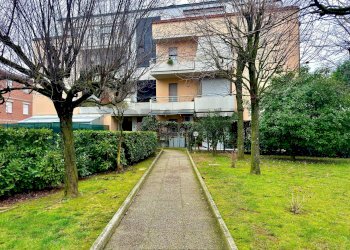Edificio all\'aperto - Three-room apartment Scandiano - photo 1