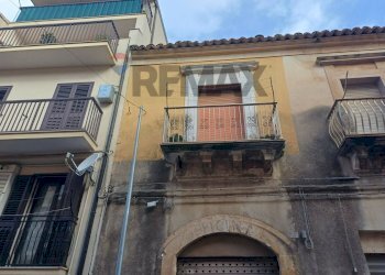 Edificio all\'aperto - Casa indipendente via Antonio Gramsci
 
29, Chiaramonte Gulfi - foto 11