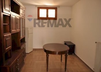 Sala da pranzo - Appartamento VIA SOLFERINO
 
82, Ragusa - foto 12