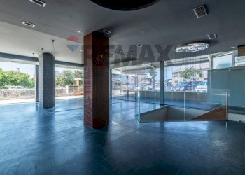 Ricezione / Lobby - Locale Commerciale VIA FRANCESCO FERRUCCI
 
8, Ragusa - foto 12