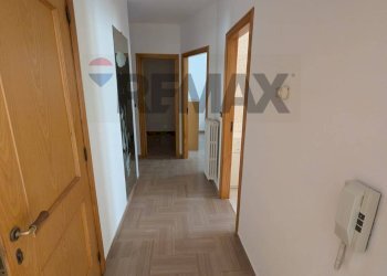 Hall / corridoio - Semi-detached house VIA SOLFERINO
 
82, Ragusa - photo 4