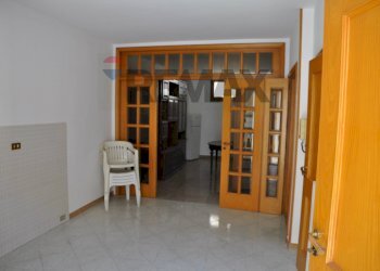 Stanza vuota - Semi-detached house VIA SOLFERINO
 
82, Ragusa - photo 9