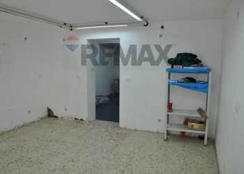 Stanza vuota - Semi-detached house VIA SOLFERINO
 
82, Ragusa - photo 25