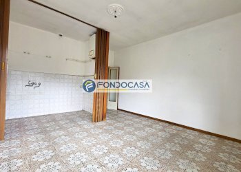 soggiorno con cucina - Three-room apartment Via primo Maggio
 
4, Camaiore - photo 3
