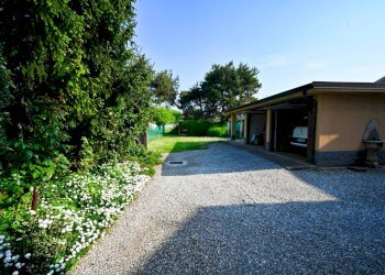 Foto 23 - Villa via salvo d'acquisto
 
5, Limbiate - photo 23