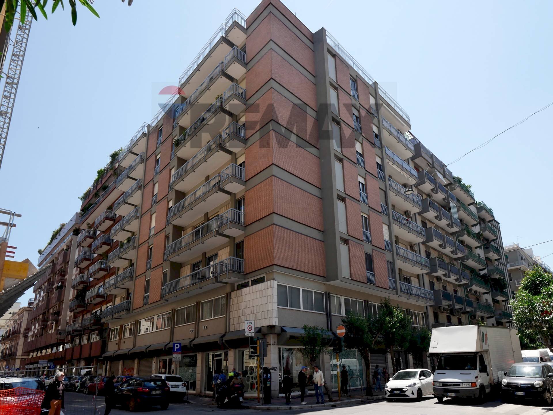 Edificio all\'aperto - Trilocale Via Abate Giacinto Gimma
148, Bari - foto 2