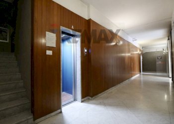 Ricezione / Lobby - Trilocale Via Abate Giacinto Gimma
 
148, Bari - foto 6