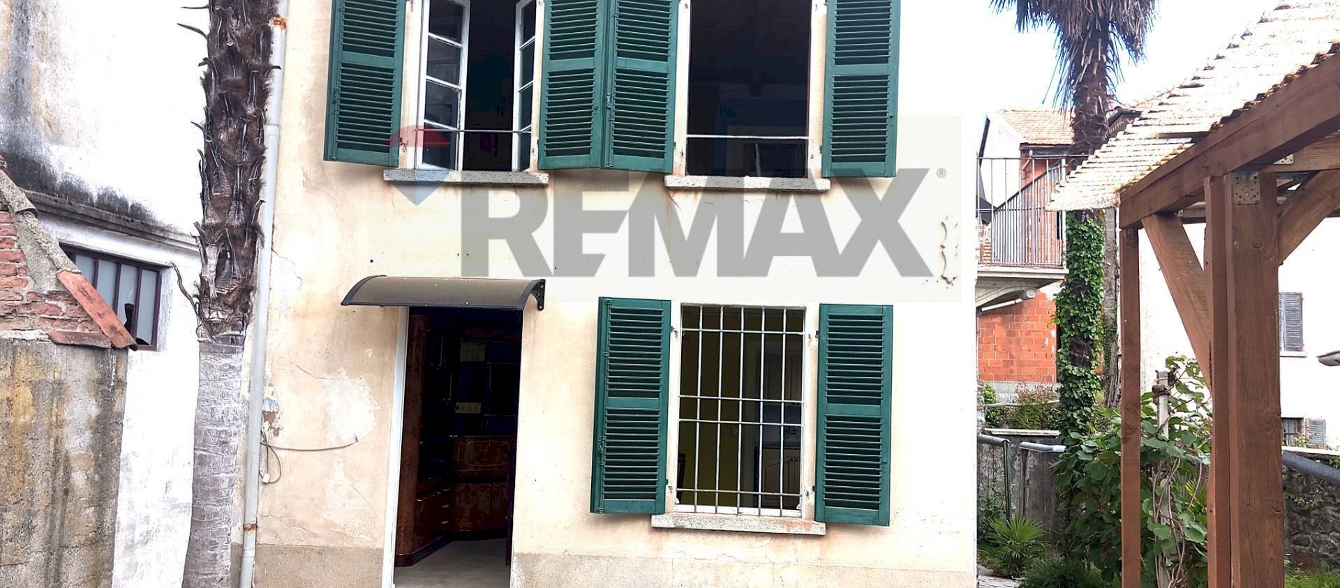 Casa all\'aperto - Casa semi indipendente Via San Carlo
 
61, Madonna del Sasso - foto 1