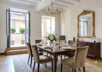 Sala da pranzo - Four-room apartment via Giulia, 100, Roma (neighborhood Centro Storico) - photo 3