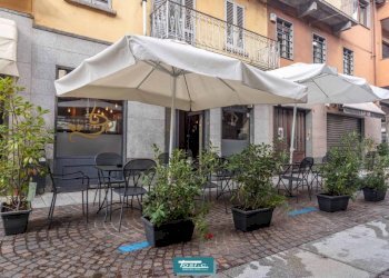 Cortile interno - Bar Tavola Calda - Fredda corso Camillo Benso di Cavour, Borgomanero - foto 1