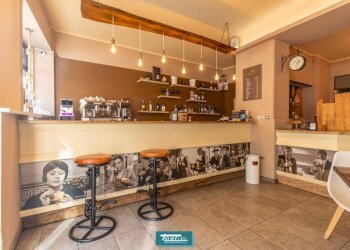 Interno non residenziale - Bar Tavola Calda - Fredda corso Camillo Benso di Cavour, Borgomanero - foto 4