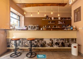 Interno non residenziale - Bar Tavola Calda - Fredda corso Camillo Benso di Cavour, Borgomanero - foto 5