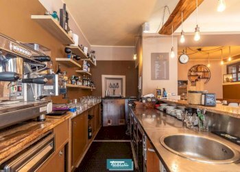 Interno non residenziale - Bar Tavola Calda - Fredda corso Camillo Benso di Cavour, Borgomanero - foto 9