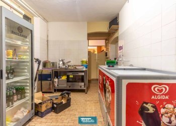 Interno non residenziale - Bar Tavola Calda - Fredda corso Camillo Benso di Cavour, Borgomanero - foto 10