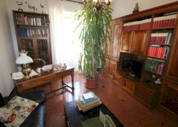 Salone - Quadrilocale via Taggia, Genova (zona Prà) - foto 1