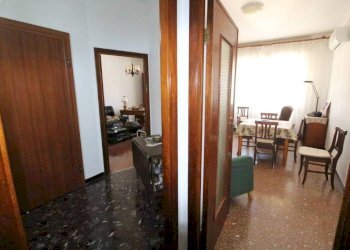 Ingresso - Quadrilocale via Taggia, Genova (zona Prà) - foto 6