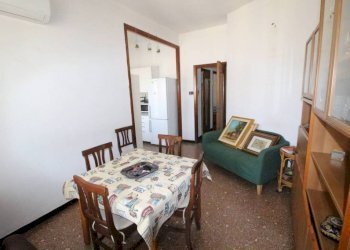 Soggiorno - Quadrilocale via Taggia, Genova (zona Prà) - foto 28
