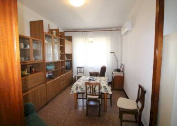 Soggiorno - Quadrilocale via Taggia, Genova (zona Prà) - foto 29