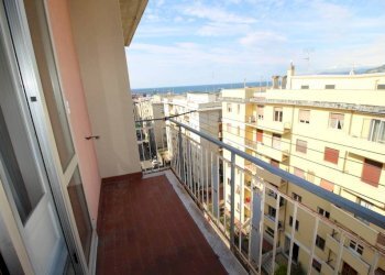Balcone - Quadrilocale via Taggia, Genova (zona Prà) - foto 34