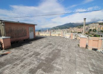 Terrazzo - Quadrilocale via Taggia, Genova (zona Prà) - foto 39