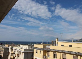 Vista - Quadrilocale via Taggia, Genova (zona Prà) - foto 42